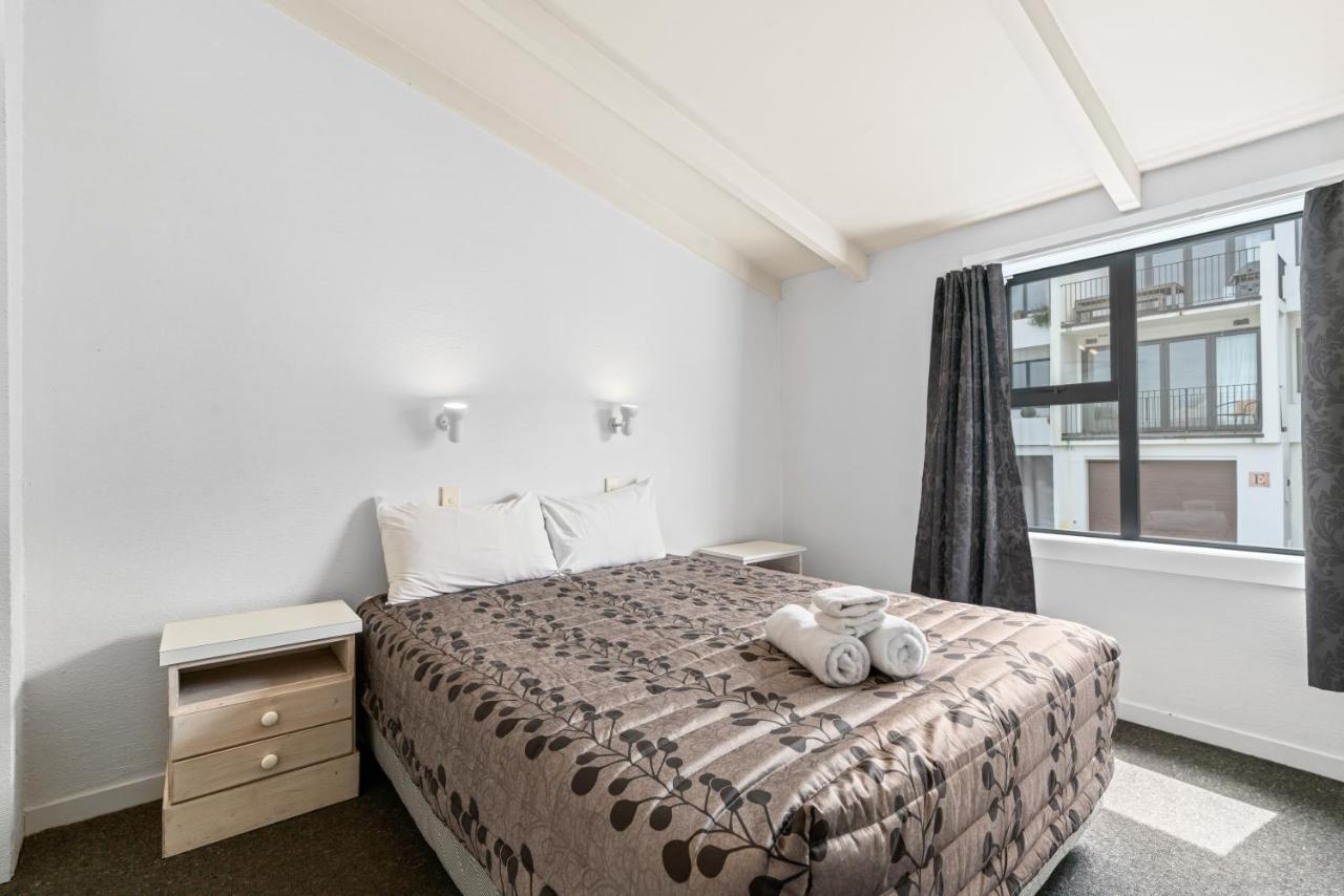 Queenstown Motel Apartments (Adults Only) Exterior foto
