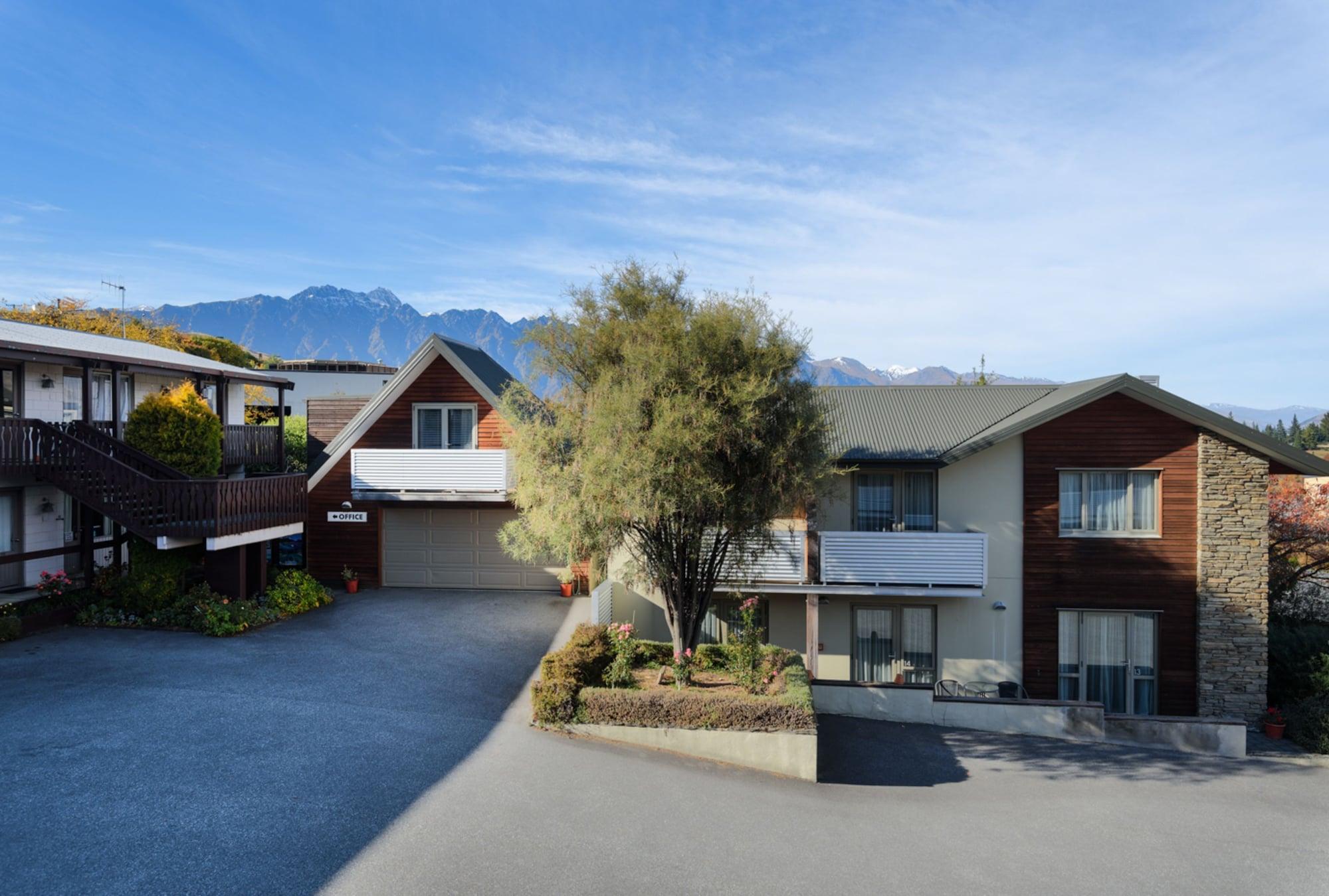 Queenstown Motel Apartments (Adults Only) Exterior foto